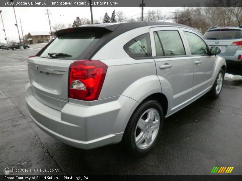 Bright Silver Metallic / Dark Slate Gray 2009 Dodge Caliber SXT