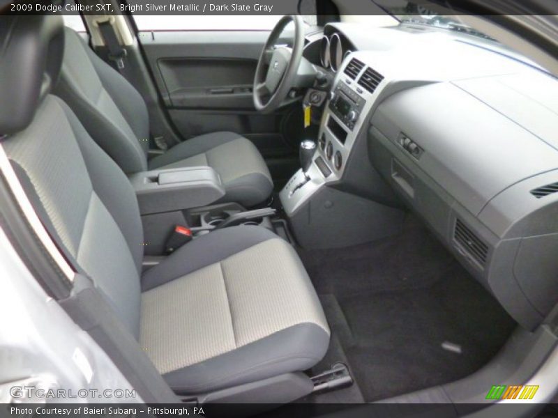 Bright Silver Metallic / Dark Slate Gray 2009 Dodge Caliber SXT