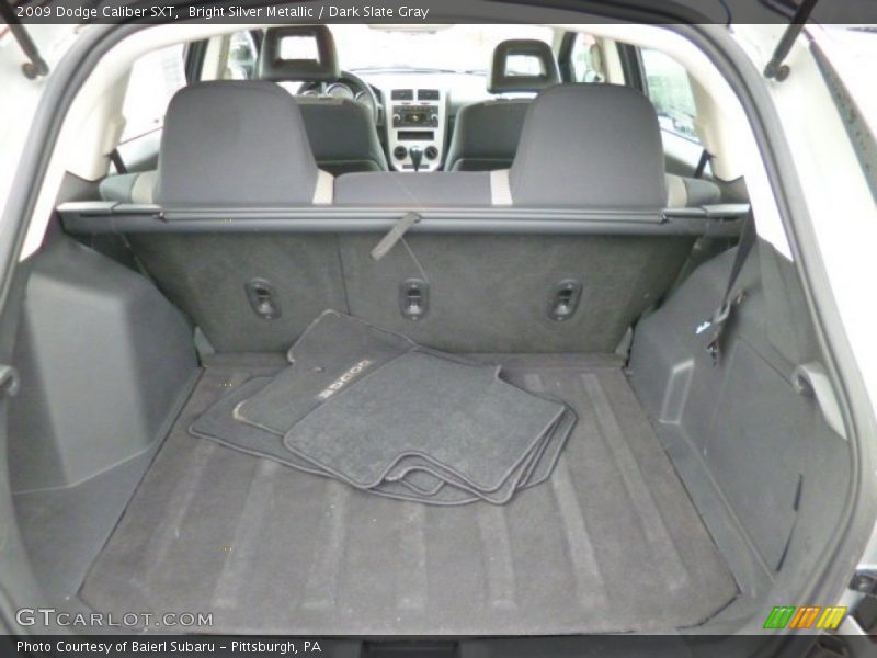 Bright Silver Metallic / Dark Slate Gray 2009 Dodge Caliber SXT