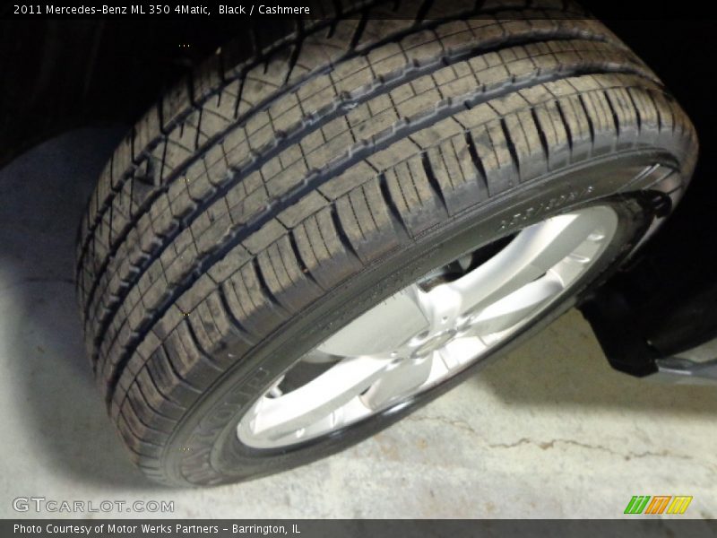 Black / Cashmere 2011 Mercedes-Benz ML 350 4Matic