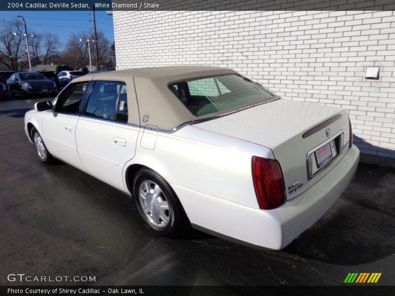 White Diamond / Shale 2004 Cadillac DeVille Sedan