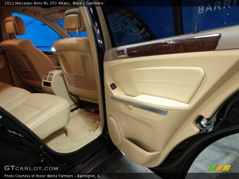 Black / Cashmere 2011 Mercedes-Benz ML 350 4Matic