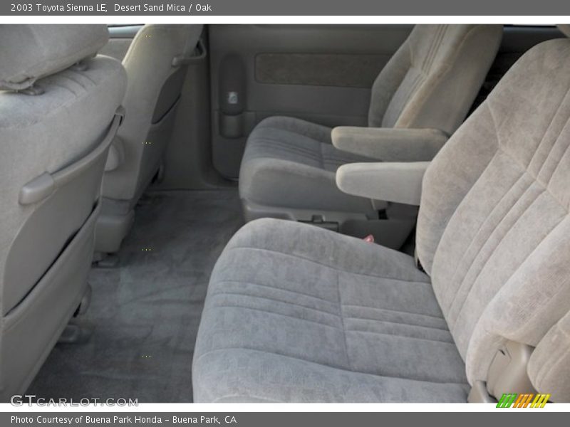 Desert Sand Mica / Oak 2003 Toyota Sienna LE