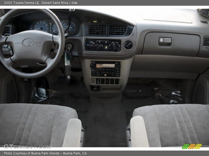 Desert Sand Mica / Oak 2003 Toyota Sienna LE