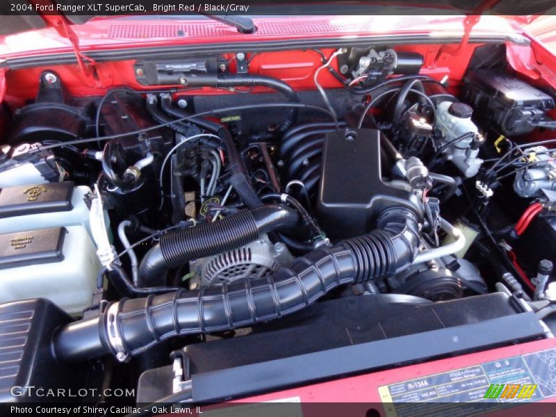 Bright Red / Black/Gray 2004 Ford Ranger XLT SuperCab
