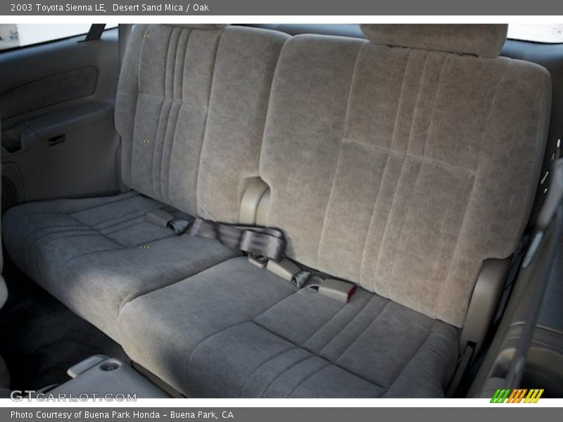 Desert Sand Mica / Oak 2003 Toyota Sienna LE