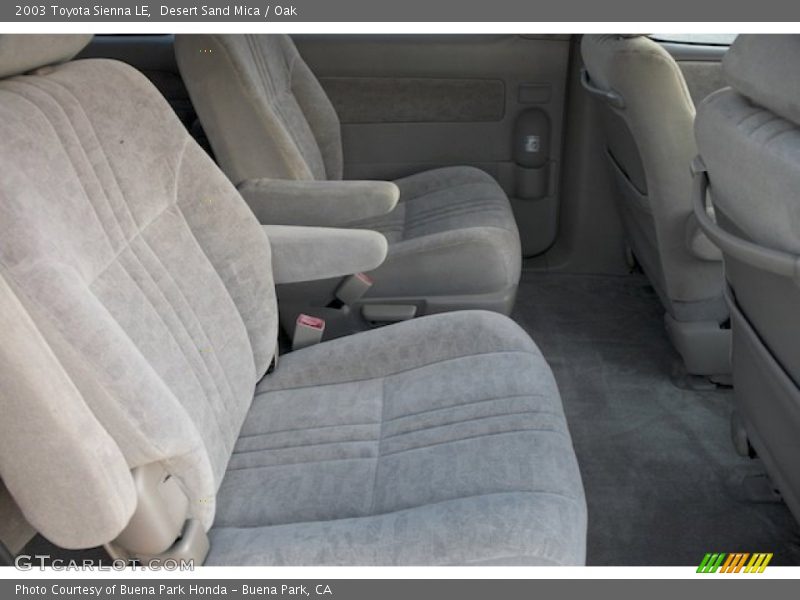 Desert Sand Mica / Oak 2003 Toyota Sienna LE