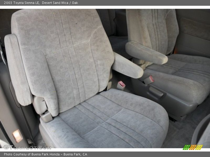 Desert Sand Mica / Oak 2003 Toyota Sienna LE