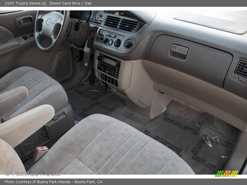 Desert Sand Mica / Oak 2003 Toyota Sienna LE