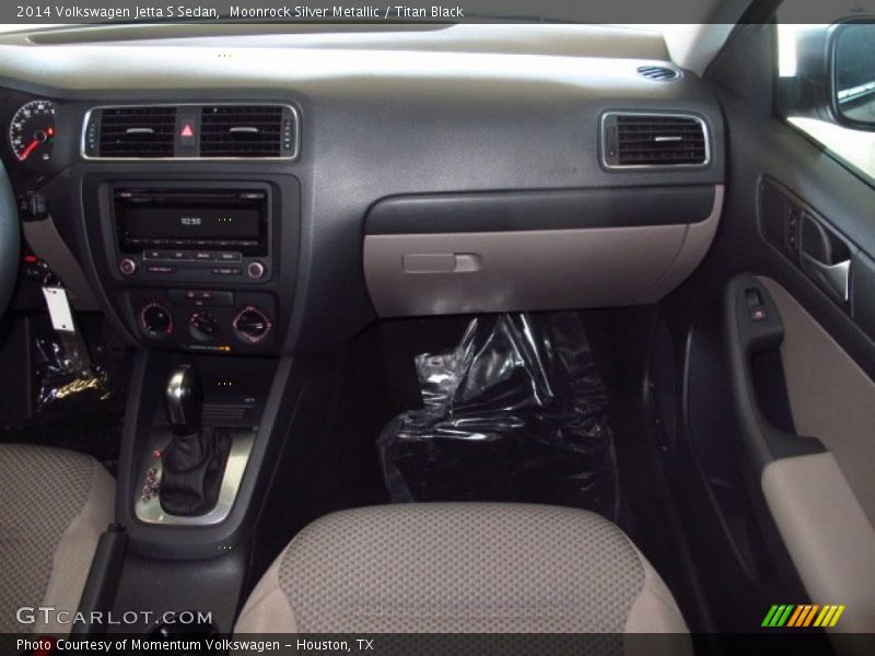 Moonrock Silver Metallic / Titan Black 2014 Volkswagen Jetta S Sedan