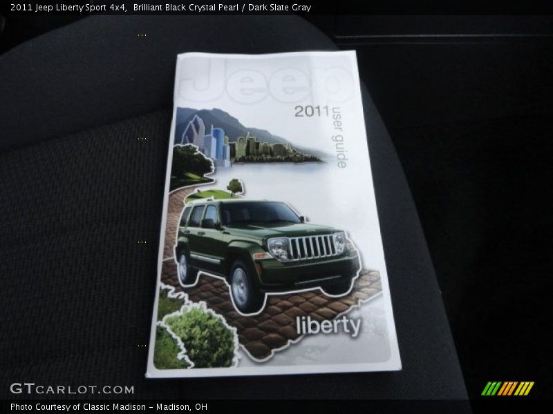 Brilliant Black Crystal Pearl / Dark Slate Gray 2011 Jeep Liberty Sport 4x4