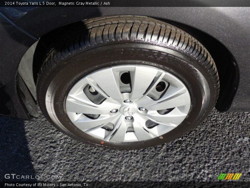 Magnetic Gray Metallic / Ash 2014 Toyota Yaris L 5 Door
