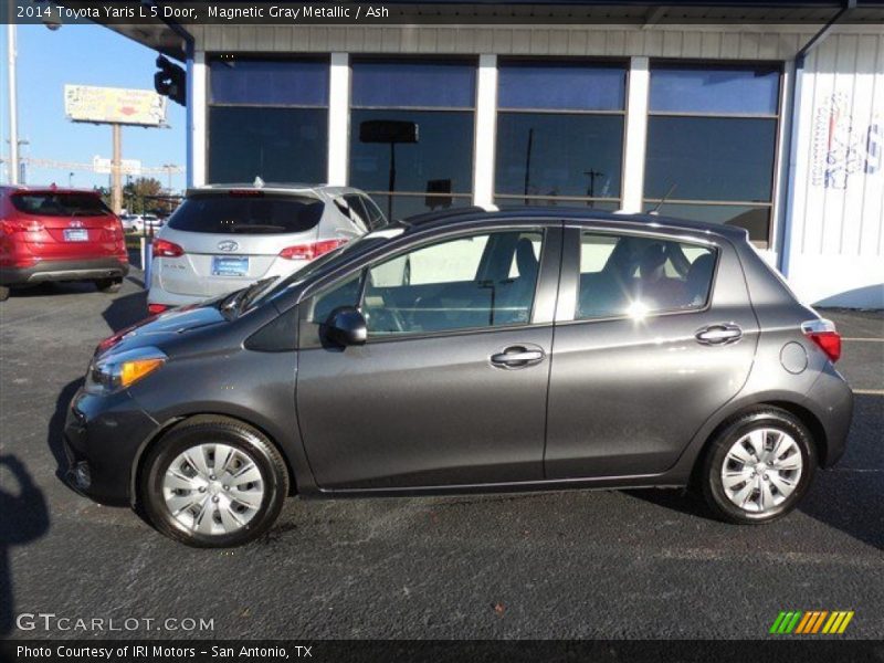 Magnetic Gray Metallic / Ash 2014 Toyota Yaris L 5 Door