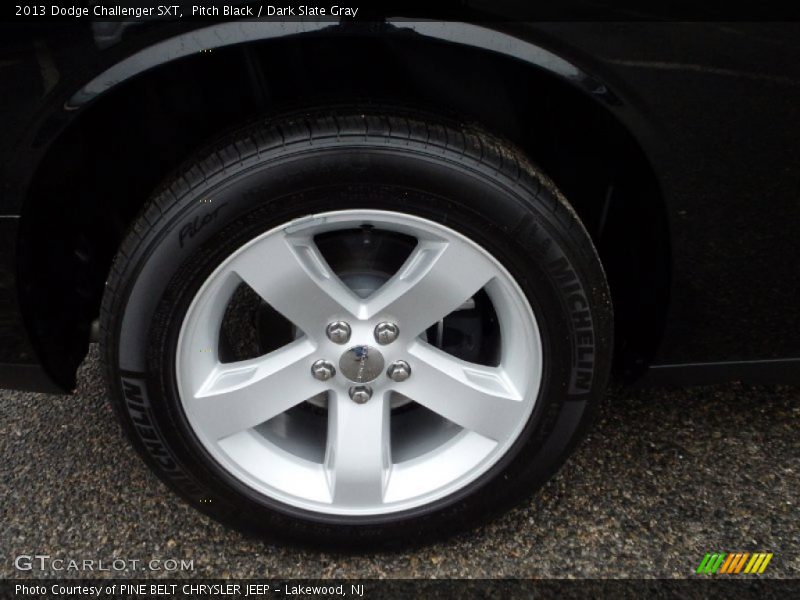 Pitch Black / Dark Slate Gray 2013 Dodge Challenger SXT