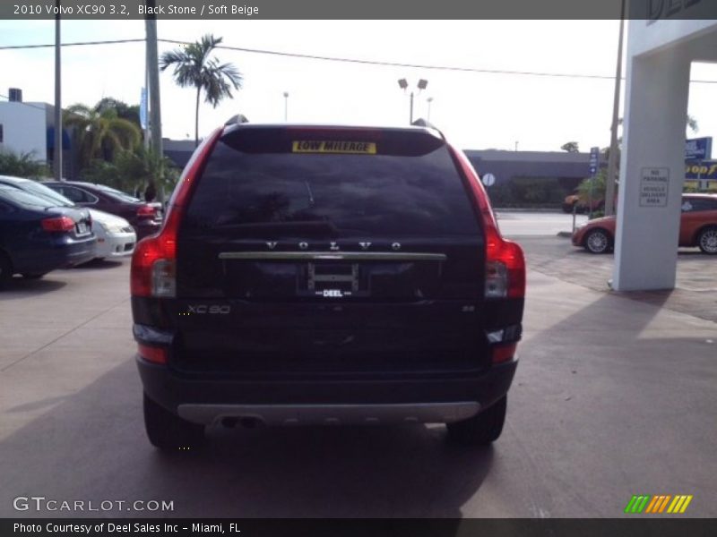 Black Stone / Soft Beige 2010 Volvo XC90 3.2