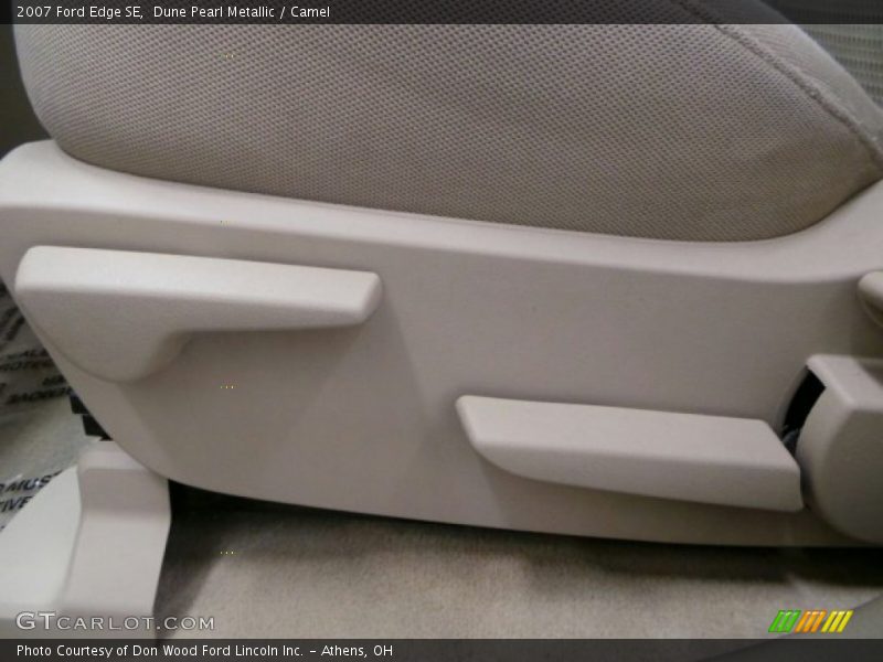 Dune Pearl Metallic / Camel 2007 Ford Edge SE