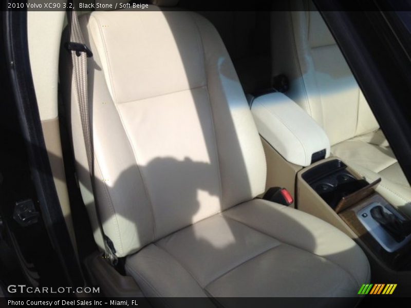 Black Stone / Soft Beige 2010 Volvo XC90 3.2