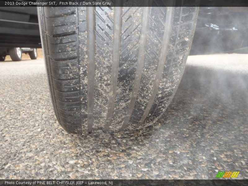 Pitch Black / Dark Slate Gray 2013 Dodge Challenger SXT