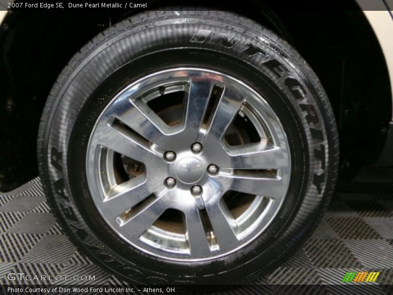 Dune Pearl Metallic / Camel 2007 Ford Edge SE