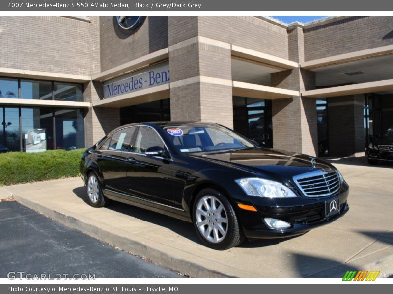 Black / Grey/Dark Grey 2007 Mercedes-Benz S 550 4Matic Sedan