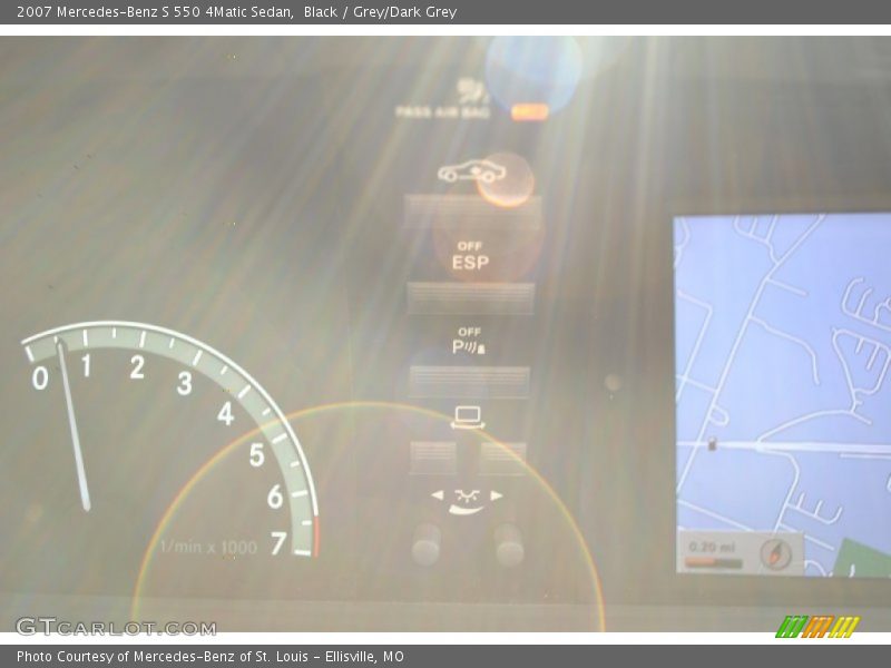 Black / Grey/Dark Grey 2007 Mercedes-Benz S 550 4Matic Sedan