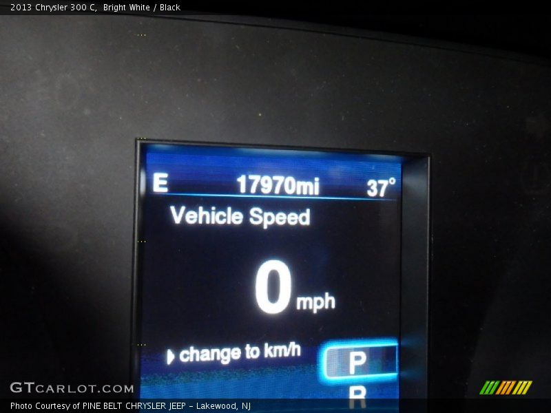 Bright White / Black 2013 Chrysler 300 C