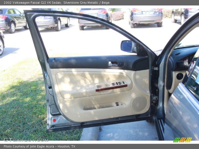 Silverstone Grey Metallic / Beige 2002 Volkswagen Passat GLS V6 Sedan