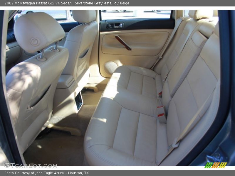 Silverstone Grey Metallic / Beige 2002 Volkswagen Passat GLS V6 Sedan
