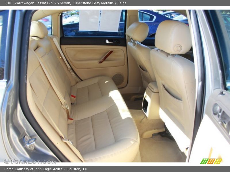 Silverstone Grey Metallic / Beige 2002 Volkswagen Passat GLS V6 Sedan