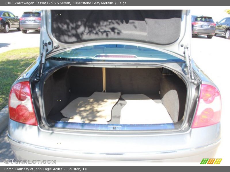 Silverstone Grey Metallic / Beige 2002 Volkswagen Passat GLS V6 Sedan