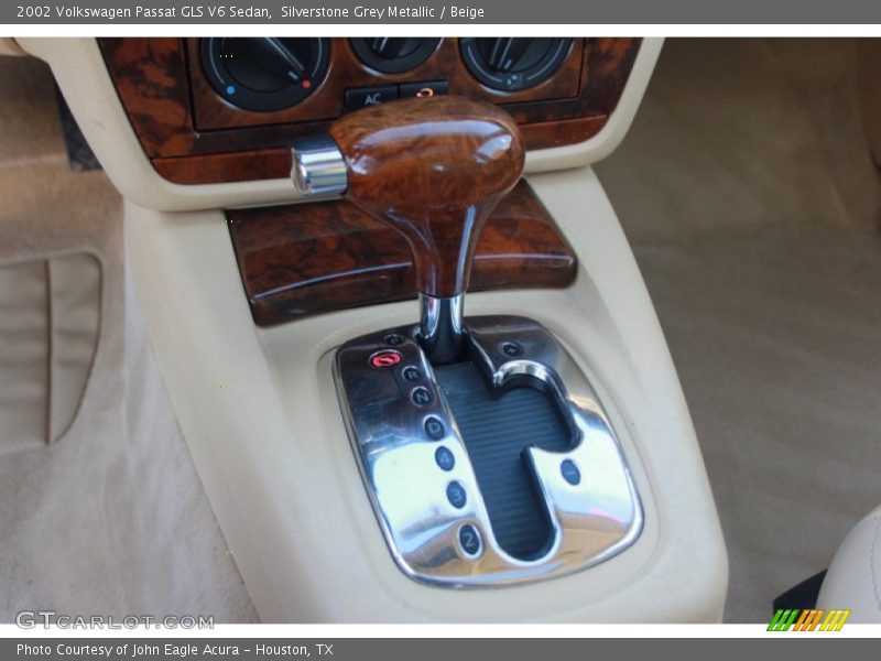 Silverstone Grey Metallic / Beige 2002 Volkswagen Passat GLS V6 Sedan