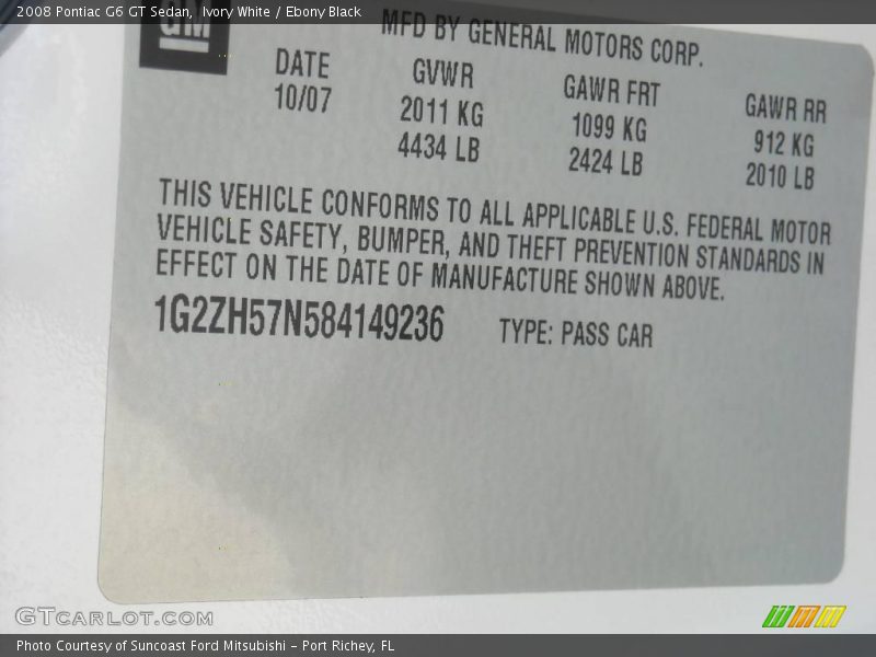Ivory White / Ebony Black 2008 Pontiac G6 GT Sedan