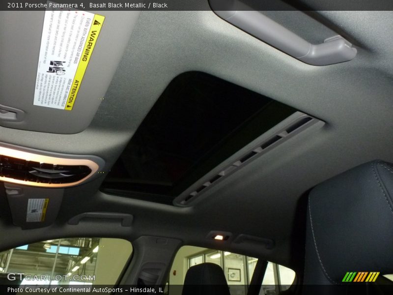 Basalt Black Metallic / Black 2011 Porsche Panamera 4