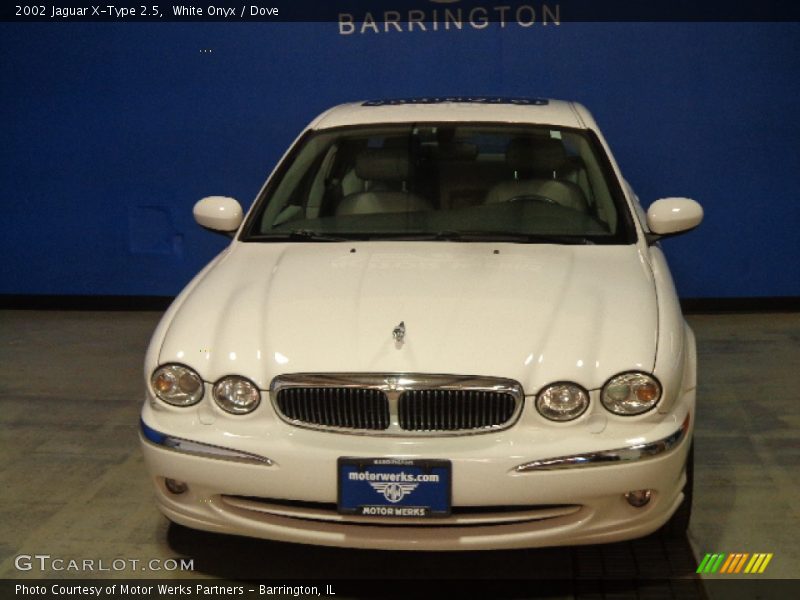 White Onyx / Dove 2002 Jaguar X-Type 2.5