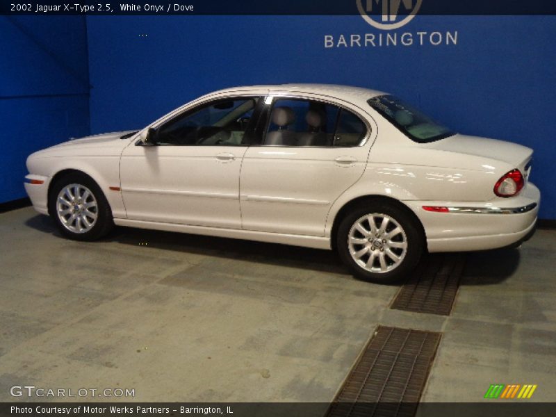 White Onyx / Dove 2002 Jaguar X-Type 2.5