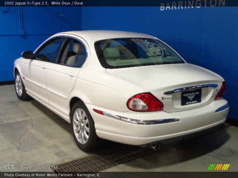 White Onyx / Dove 2002 Jaguar X-Type 2.5
