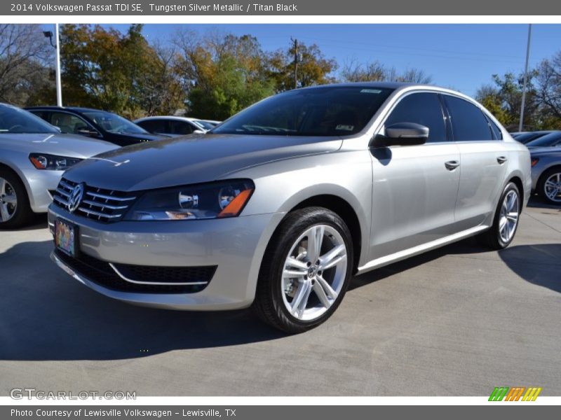 Tungsten Silver Metallic / Titan Black 2014 Volkswagen Passat TDI SE