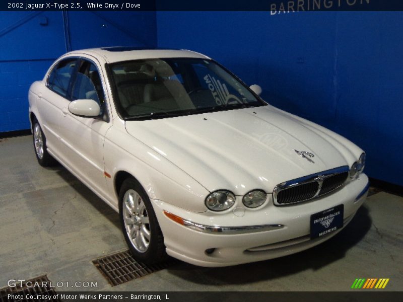 White Onyx / Dove 2002 Jaguar X-Type 2.5