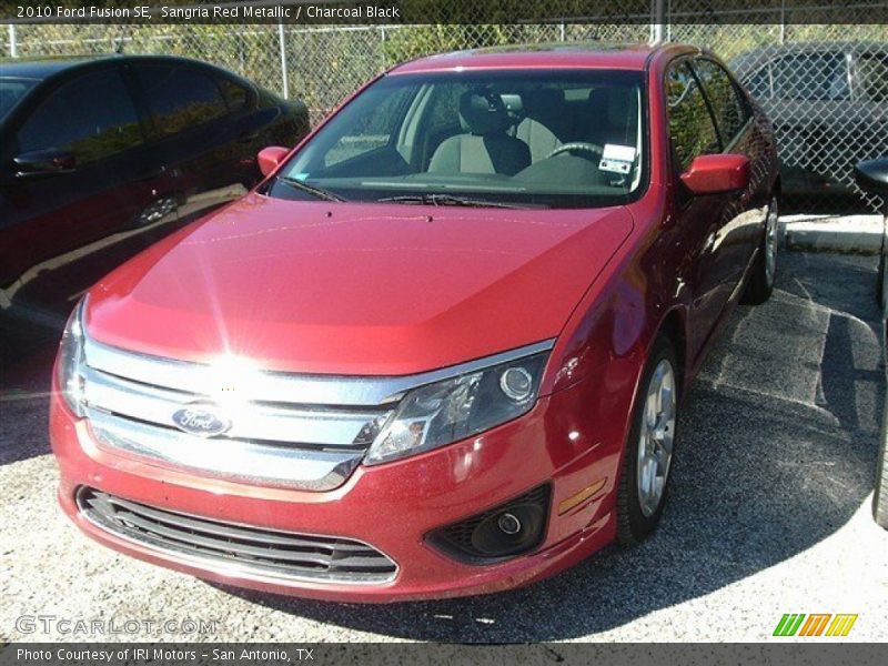 Sangria Red Metallic / Charcoal Black 2010 Ford Fusion SE