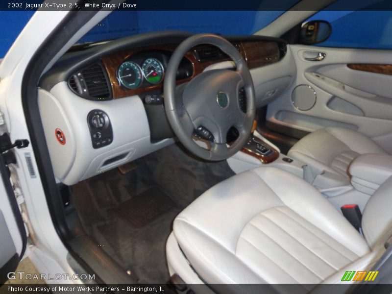 White Onyx / Dove 2002 Jaguar X-Type 2.5