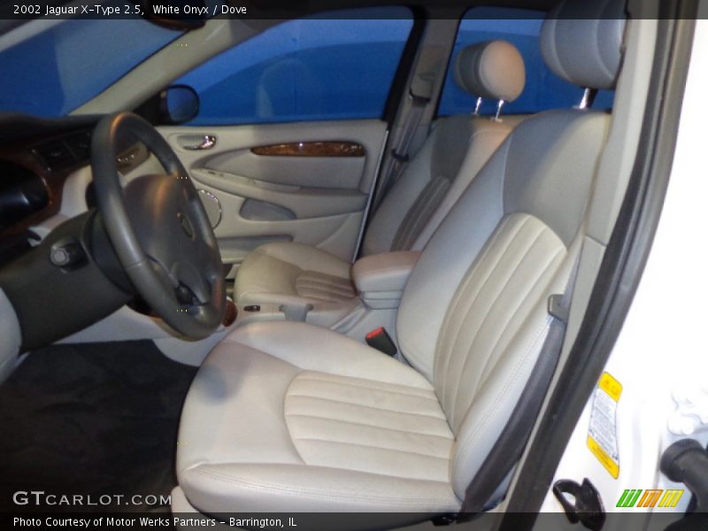 White Onyx / Dove 2002 Jaguar X-Type 2.5