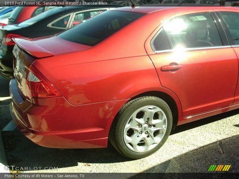 Sangria Red Metallic / Charcoal Black 2010 Ford Fusion SE