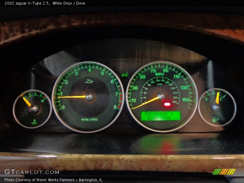 White Onyx / Dove 2002 Jaguar X-Type 2.5