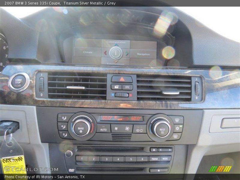Controls of 2007 3 Series 335i Coupe