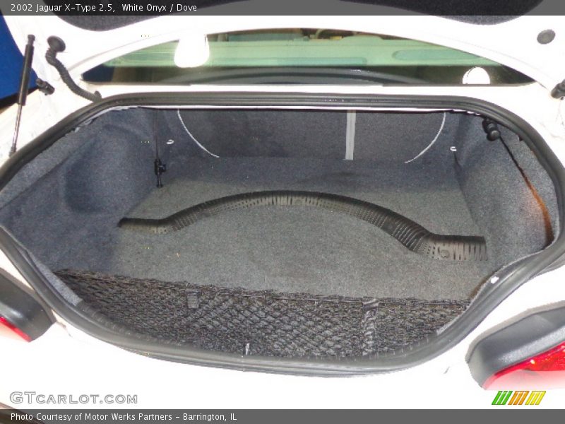 White Onyx / Dove 2002 Jaguar X-Type 2.5