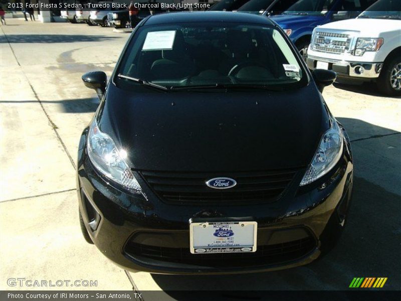 Tuxedo Black / Charcoal Black/Light Stone 2013 Ford Fiesta S Sedan