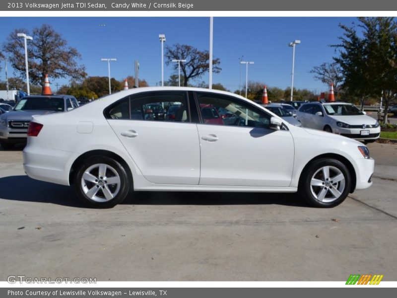 Candy White / Cornsilk Beige 2013 Volkswagen Jetta TDI Sedan