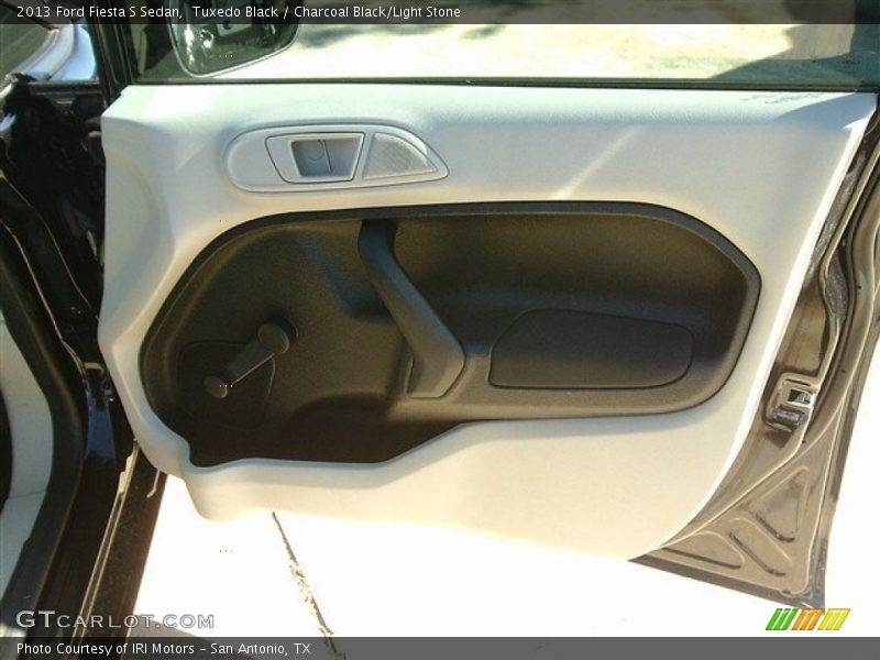 Tuxedo Black / Charcoal Black/Light Stone 2013 Ford Fiesta S Sedan