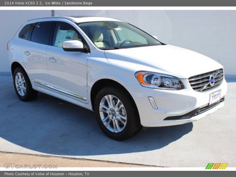 Ice White / Sandstone Beige 2014 Volvo XC60 3.2