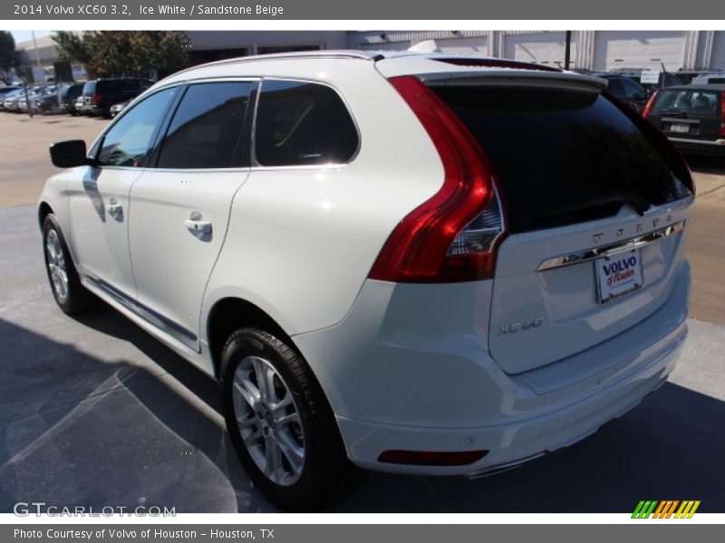 Ice White / Sandstone Beige 2014 Volvo XC60 3.2